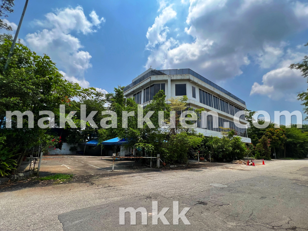 4 Storey Shop Office for Auction at Taman Perindustrian Bukit Kemuning