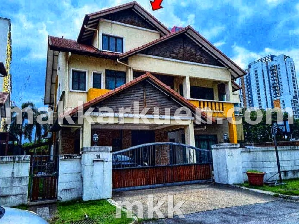 2.5 Storey Detached House for Auction at Sunway Utama