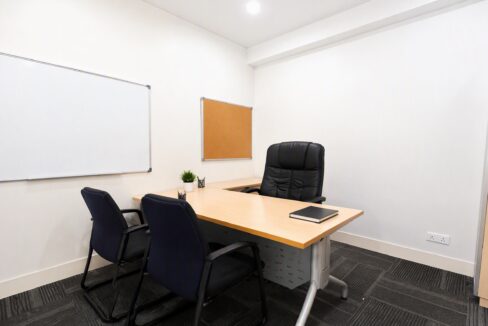 07_meeting_office