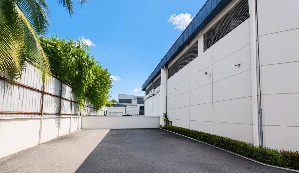 20_exterior_main_building
